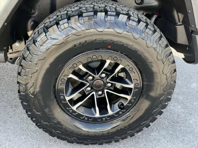 New 2027 41 Paint Jeep Rubicon image 13