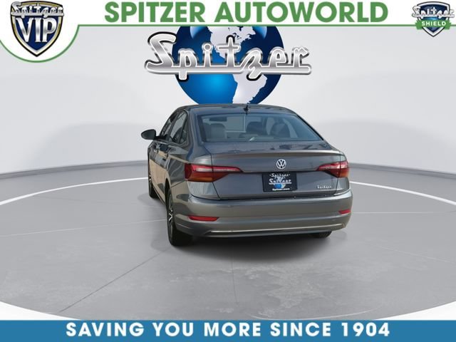 Used 2019  Volkswagen S image 8
