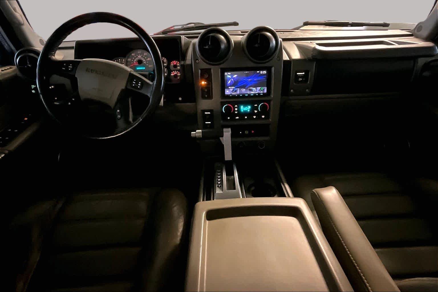 Used 2003 White HUMMER  image 12