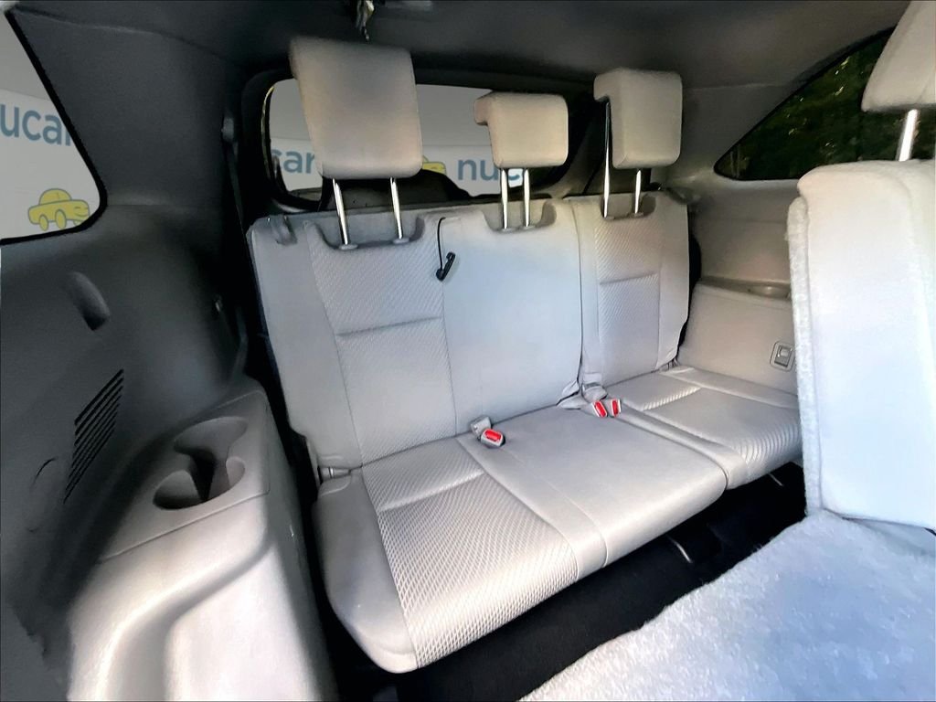 Used 2017 Blizzard Pearl Toyota LE image 17