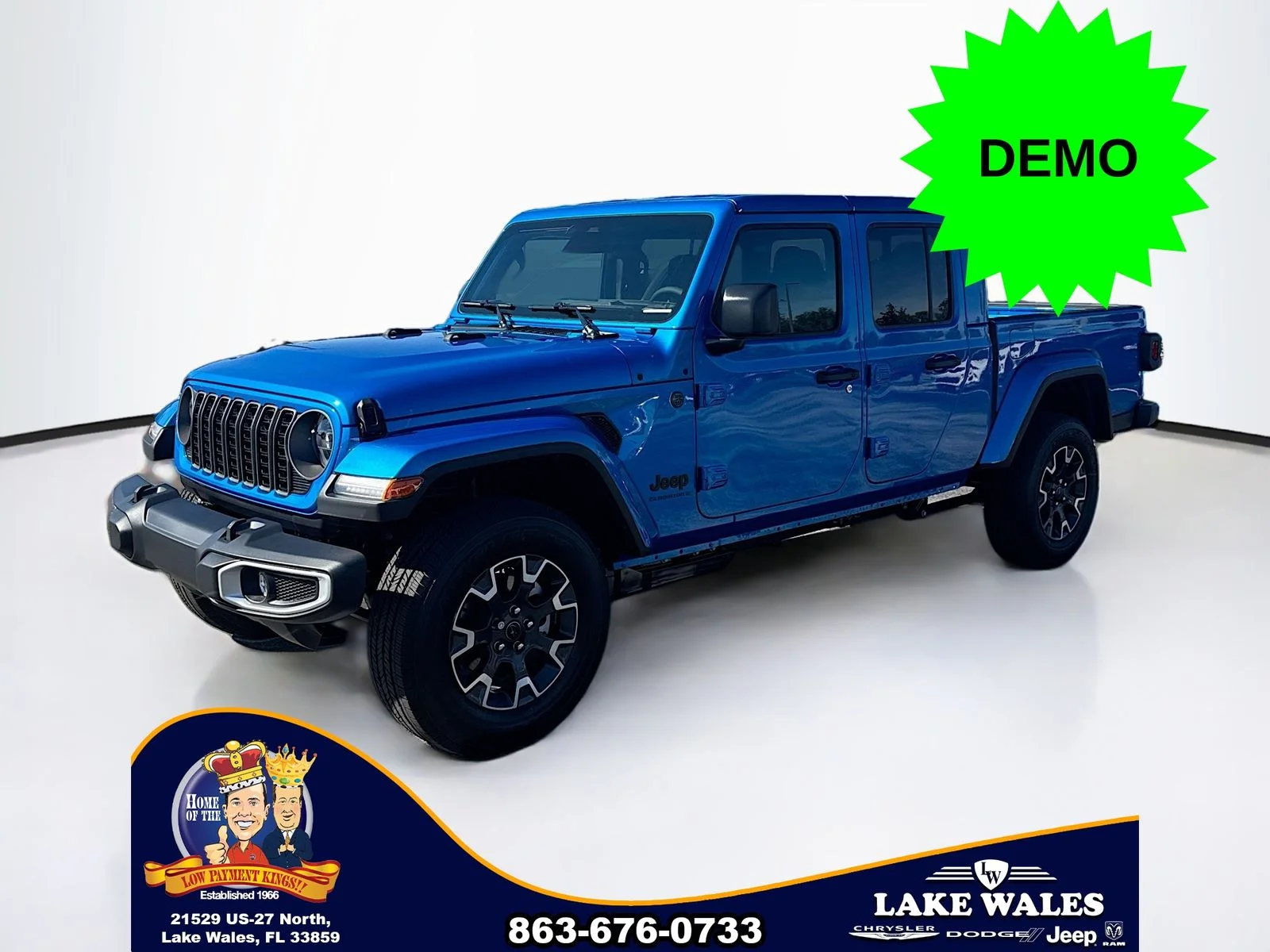New 2026 Hydro Blue Pearl-Coat Exterior Paint Jeep  image 2