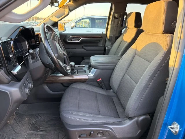 Used 2023 GLACIER BLUE METALLIC Chevrolet RST image 15