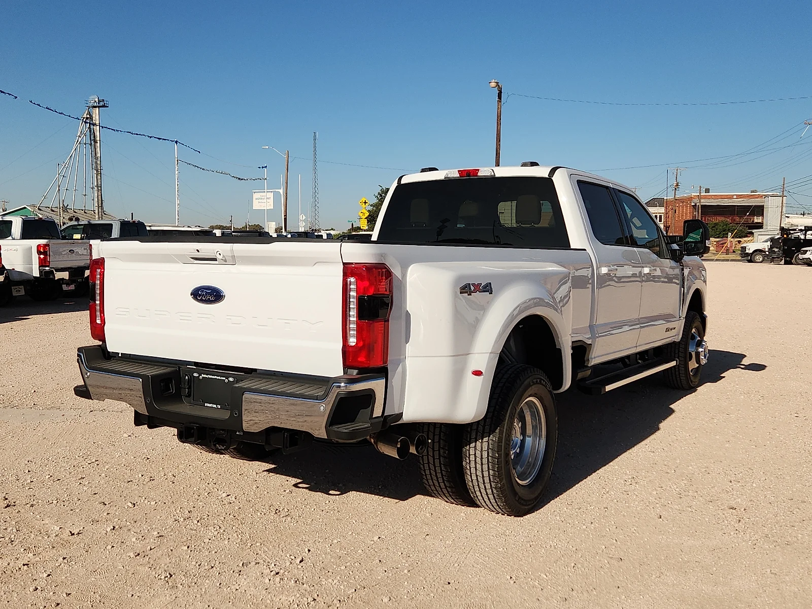 New 2026 Oxford White Ford Lariat image 7