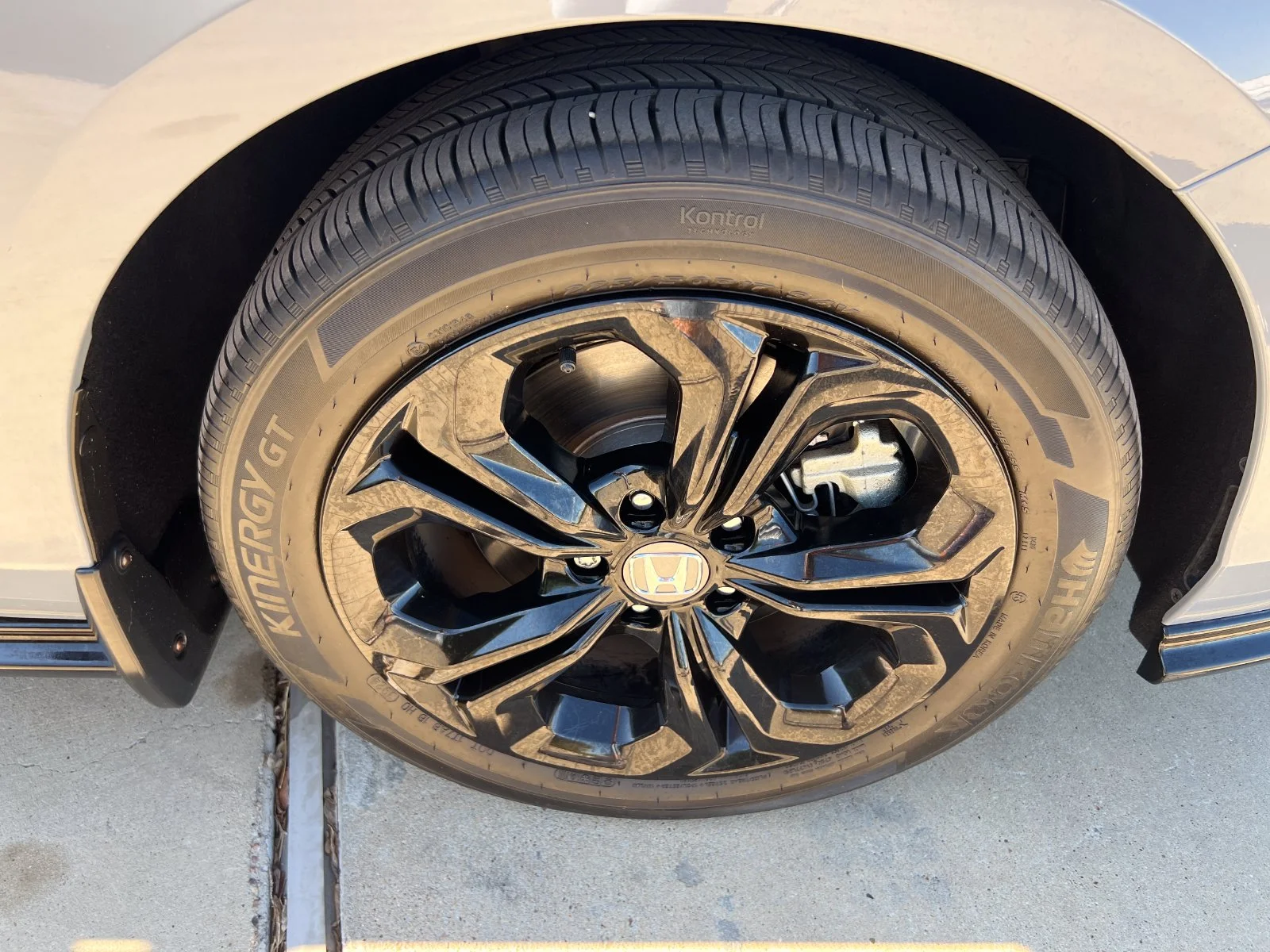 Used 2025  Honda EX-L image 9