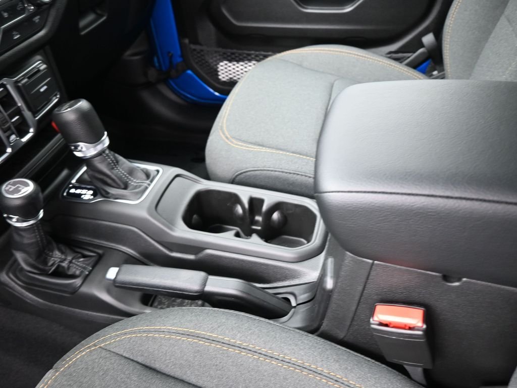 New 2026 Hydro Blue Pearlcoat Jeep Sport S image 31