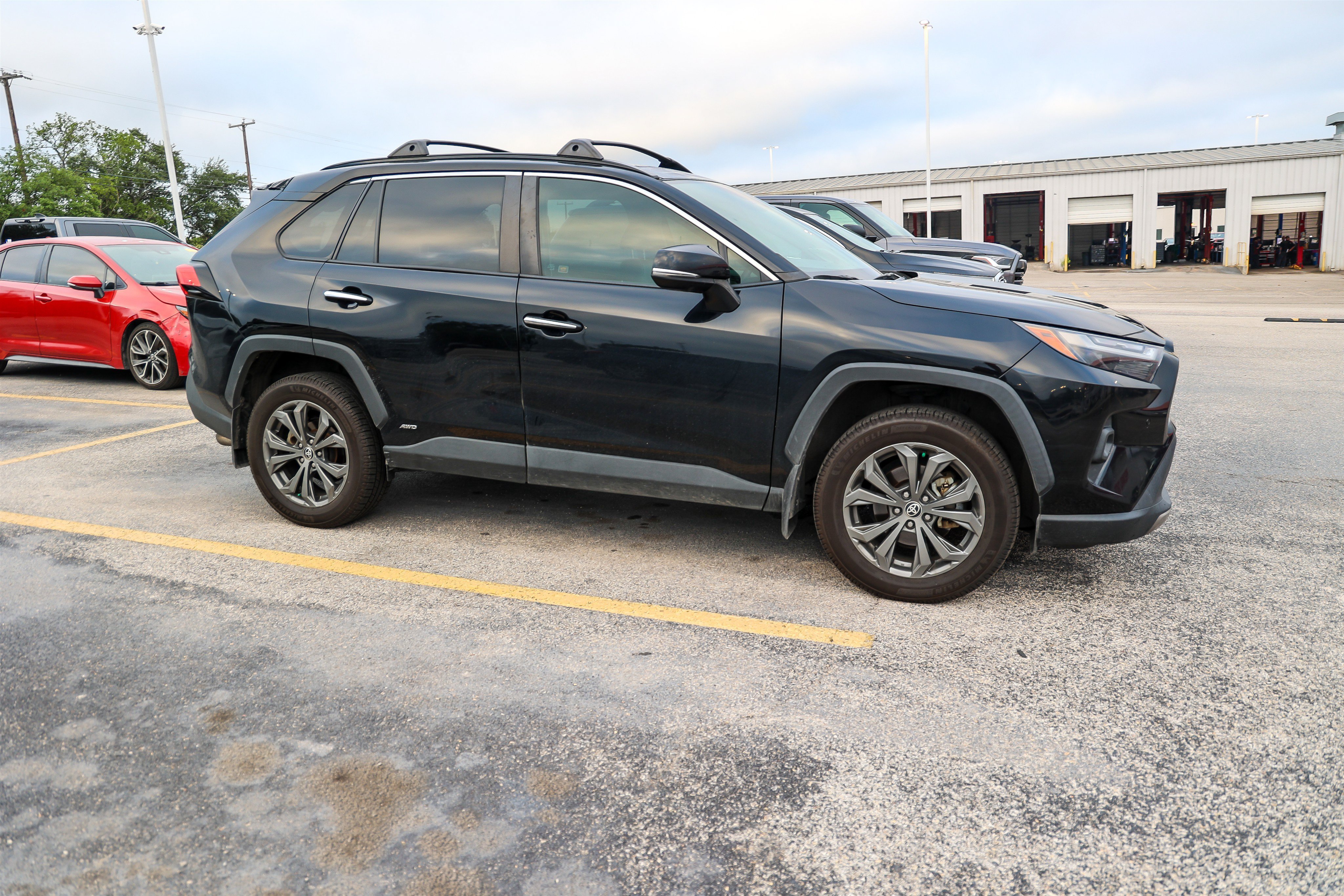 Used 2022 MIDNIGHT BLACK ME Toyota Hybrid Limited image 6