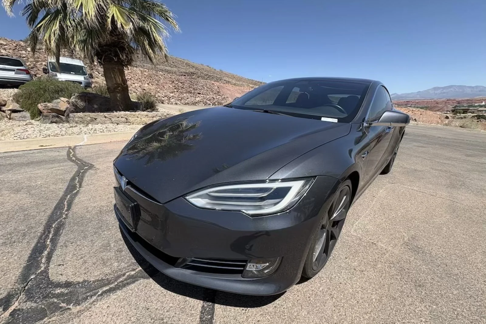 2019 Tesla Model S's photo