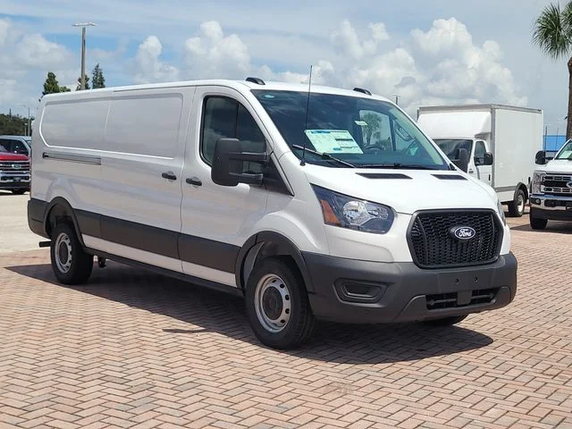New 2026 Oxford White Ford Base image 3