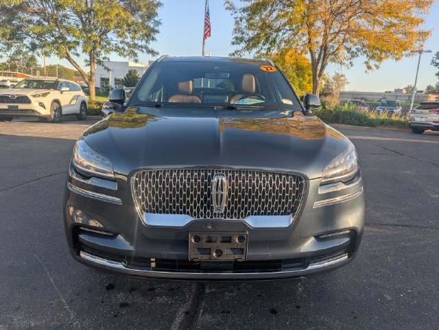 Used 2022 Blue Metallic Lincoln Reserve image 8
