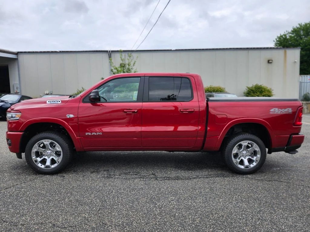 New 2026 Molten Red Pearl-Coat Exterior Paint RAM Big Horn/Lone Star image 2