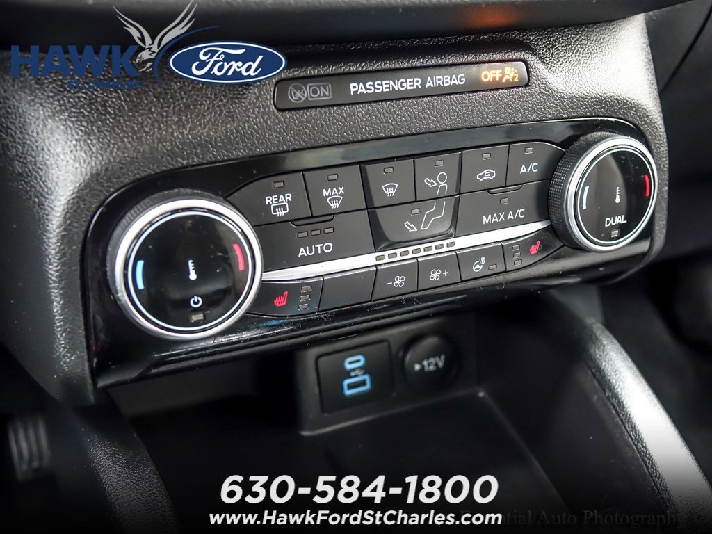 Certified Used 2022 Blue Metallic Ford SE image 19