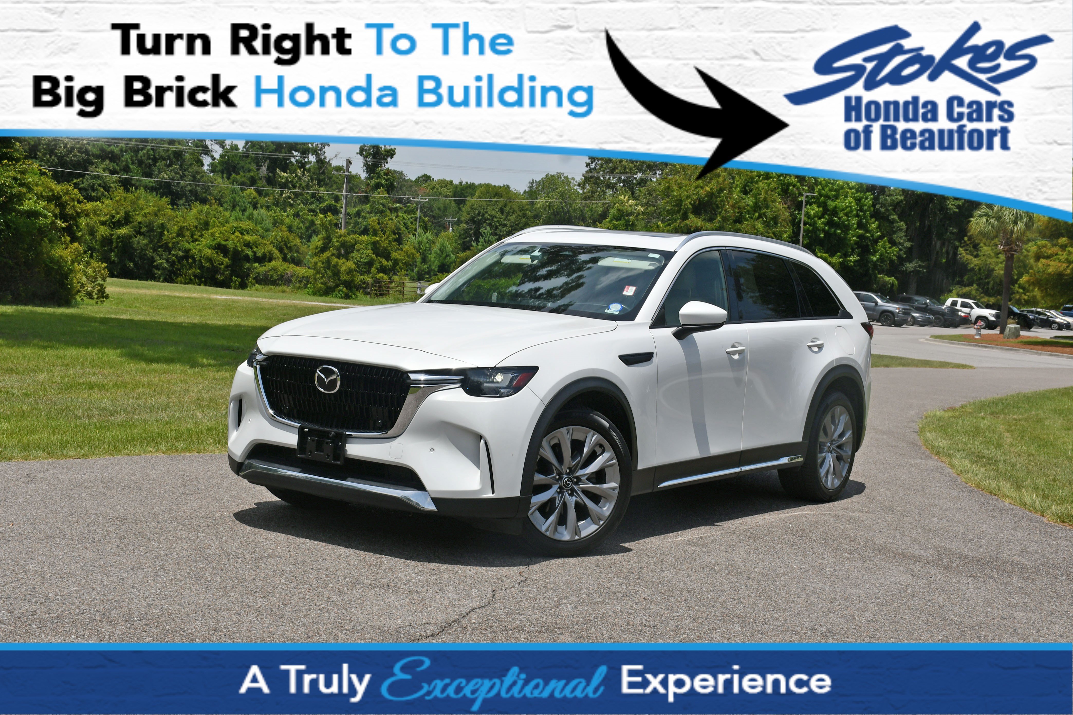 Used 2024 White Mazda 3.3 Turbo Premium image 1