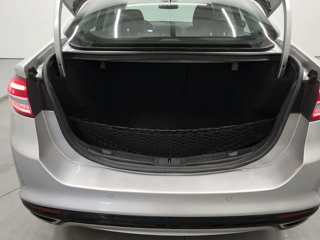 Used 2018 Silver Ford Titanium image 28