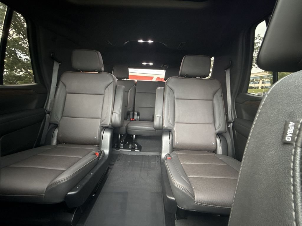 Used 2024 White Chevrolet High Country image 22