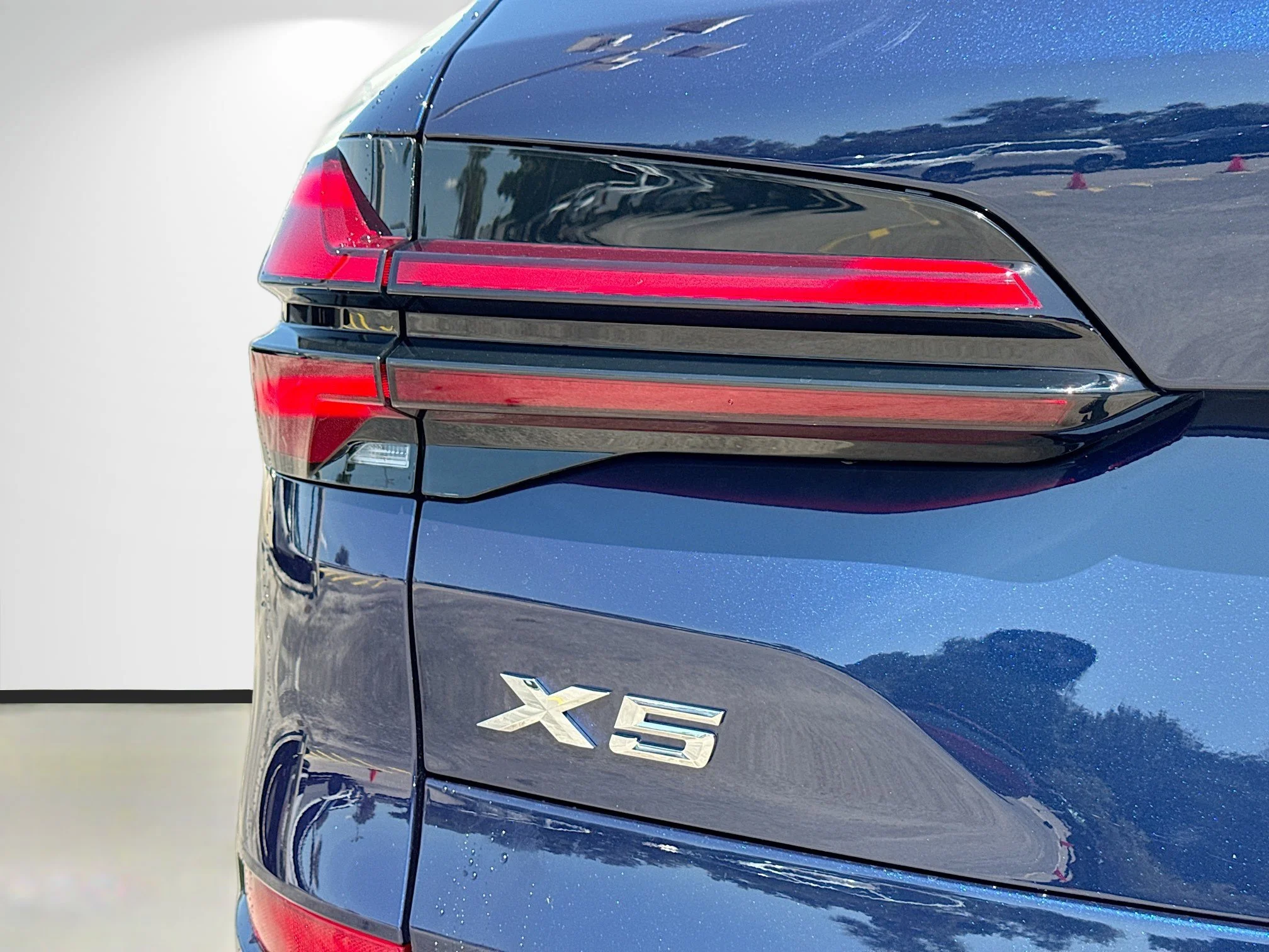New 2026 Tanzanite Blue II Metallic BMW xDrive40i image 10