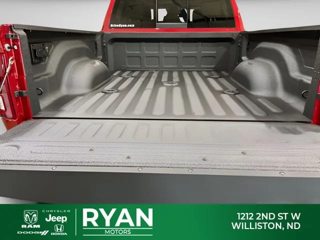 New 2026 Molten Red Pearl-Coat Exterior Paint RAM Limited Longhorn image 15