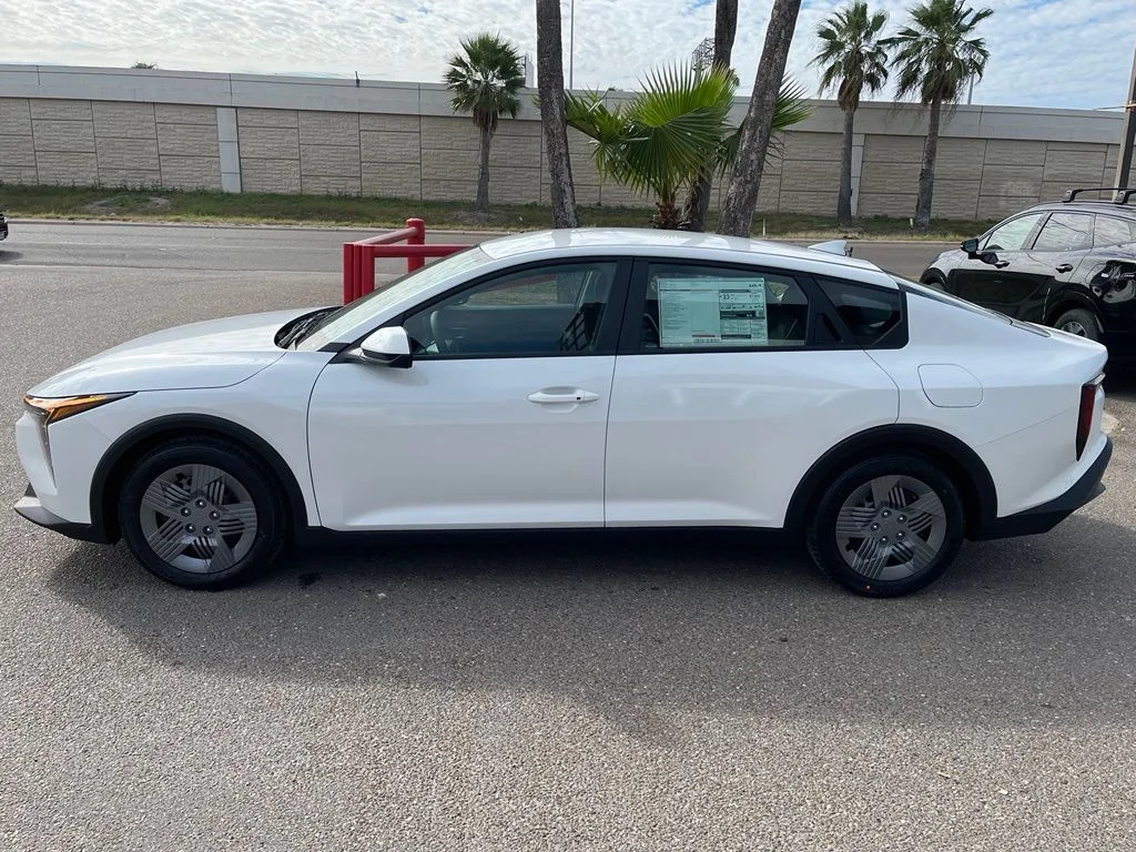 New 2026 White Kia LX image 4