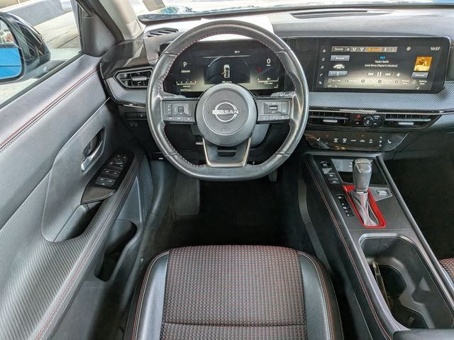 Used 2025 White Nissan SR image 12