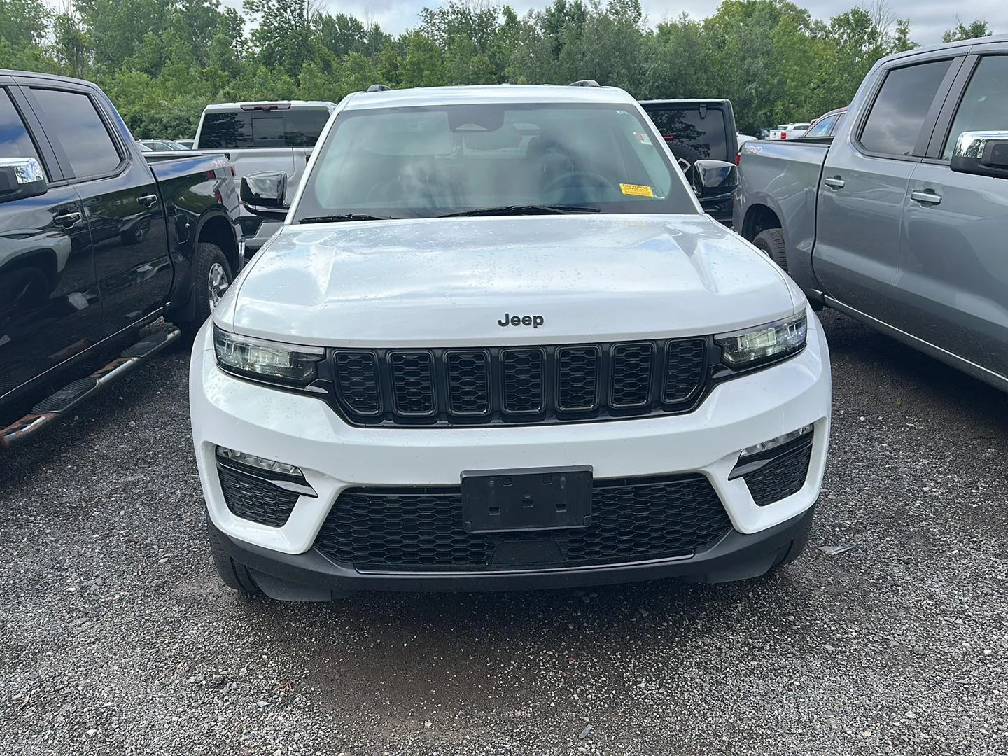 Used 2023 Bright White Clearcoat Jeep Limited image 6