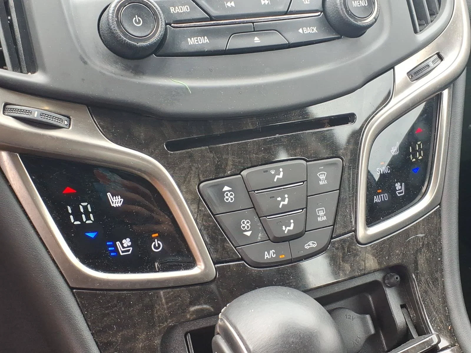 Used 2015 Carbon Black Metallic Buick Premium I image 9