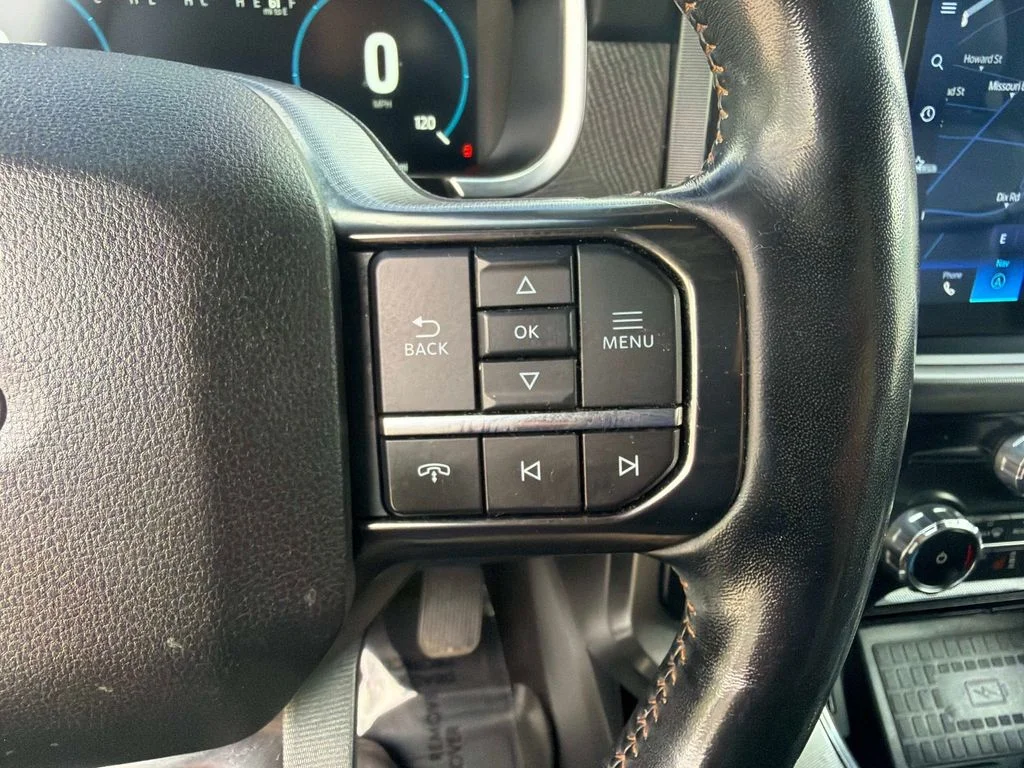 Used 2022 Star White Ford Platinum image 27