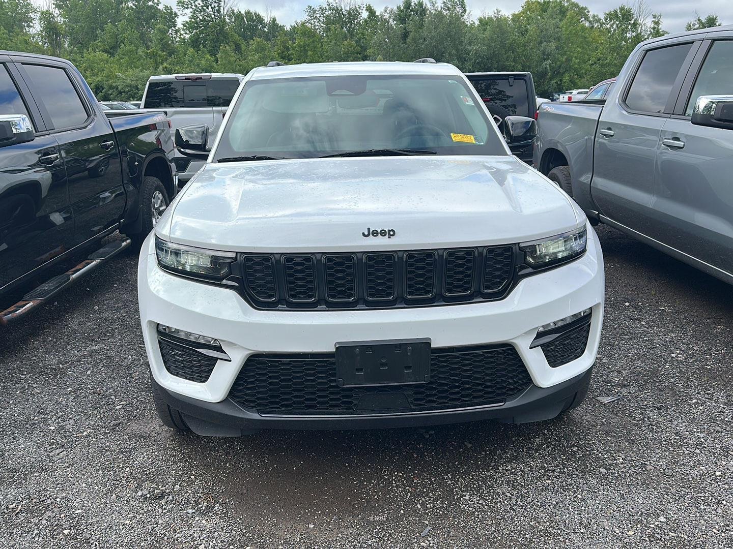 Used 2023 Bright White Clearcoat Jeep Limited image 6