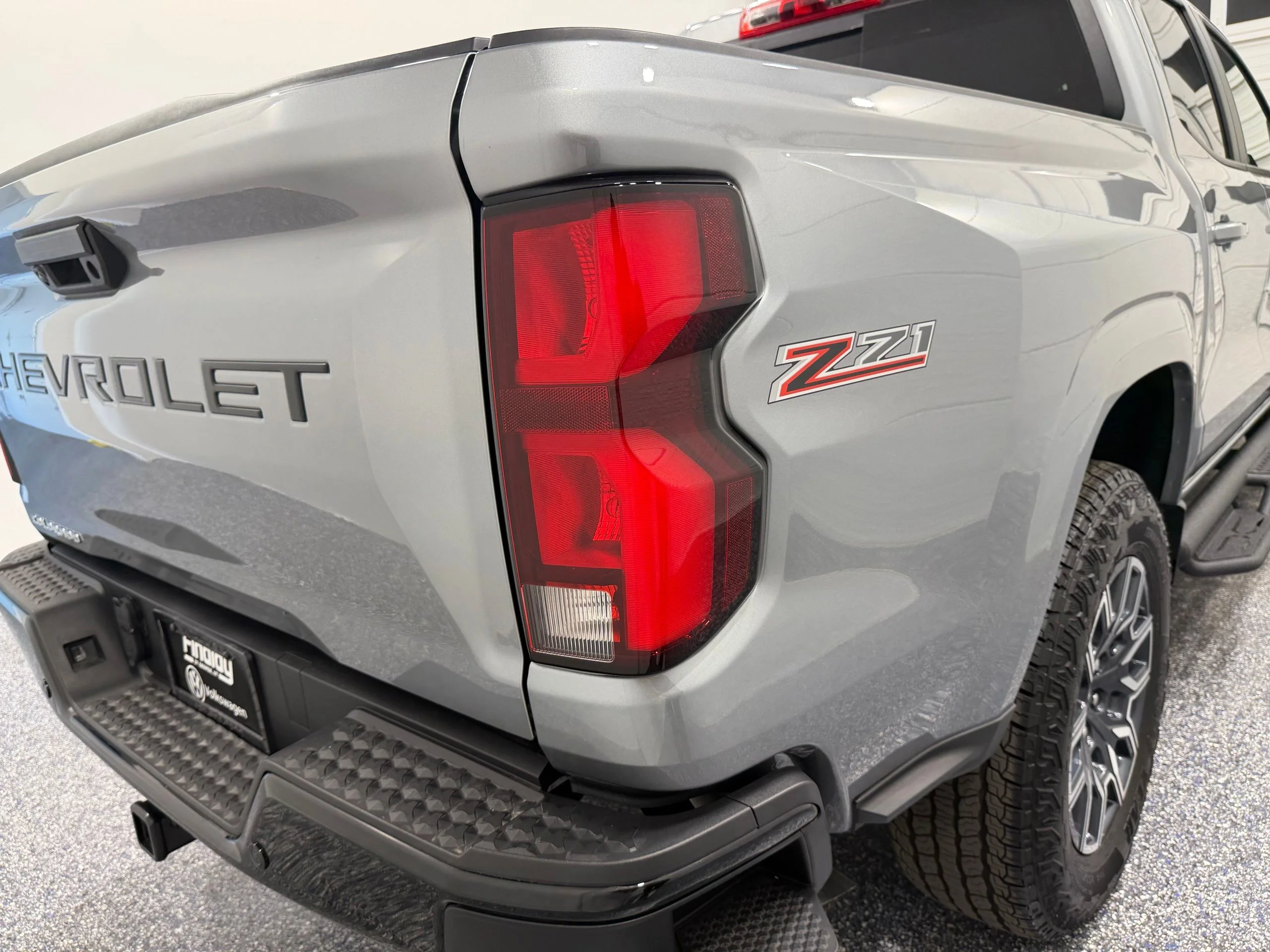 Used 2026 Gray Chevrolet Z71 image 18