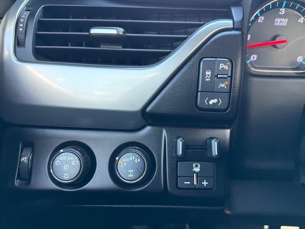2020 Chevrolet Suburban Premier - Photo 19