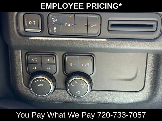 Used 2021 Gray Chevrolet Z71 image 36
