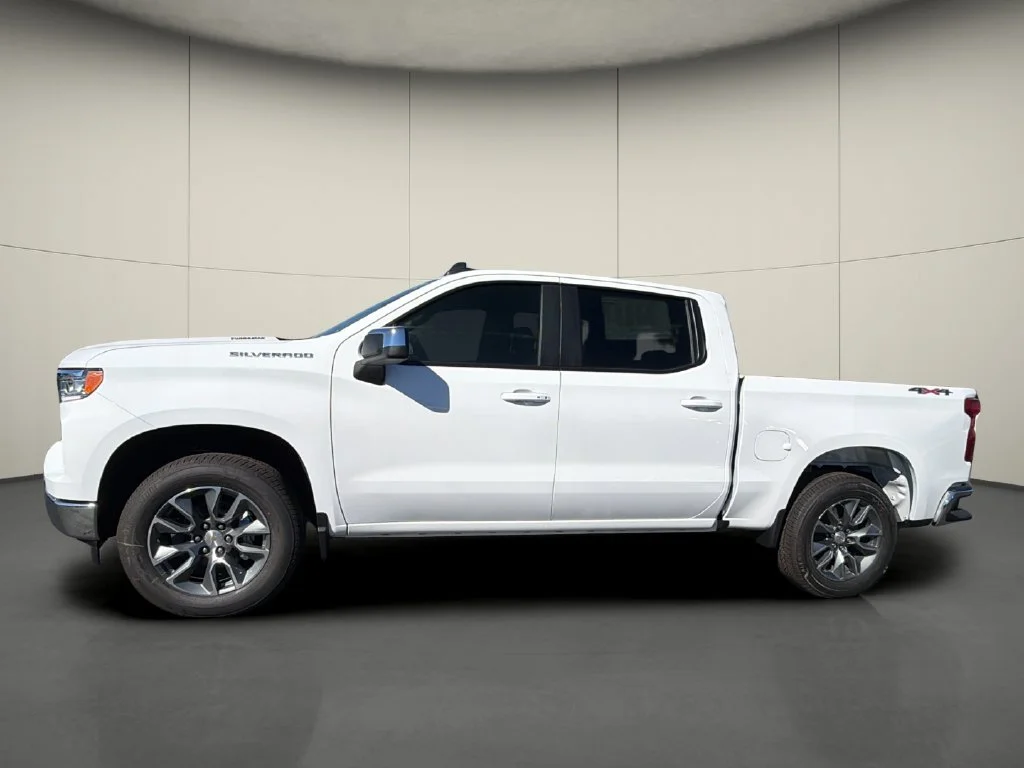 New 2026 Summit White Chevrolet LT image 4