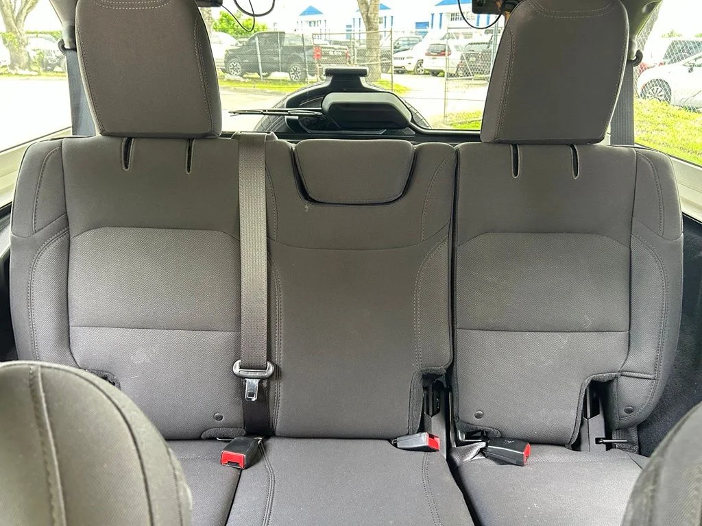 Certified Used 2018 Black Jeep Unlimited Sahara image 15