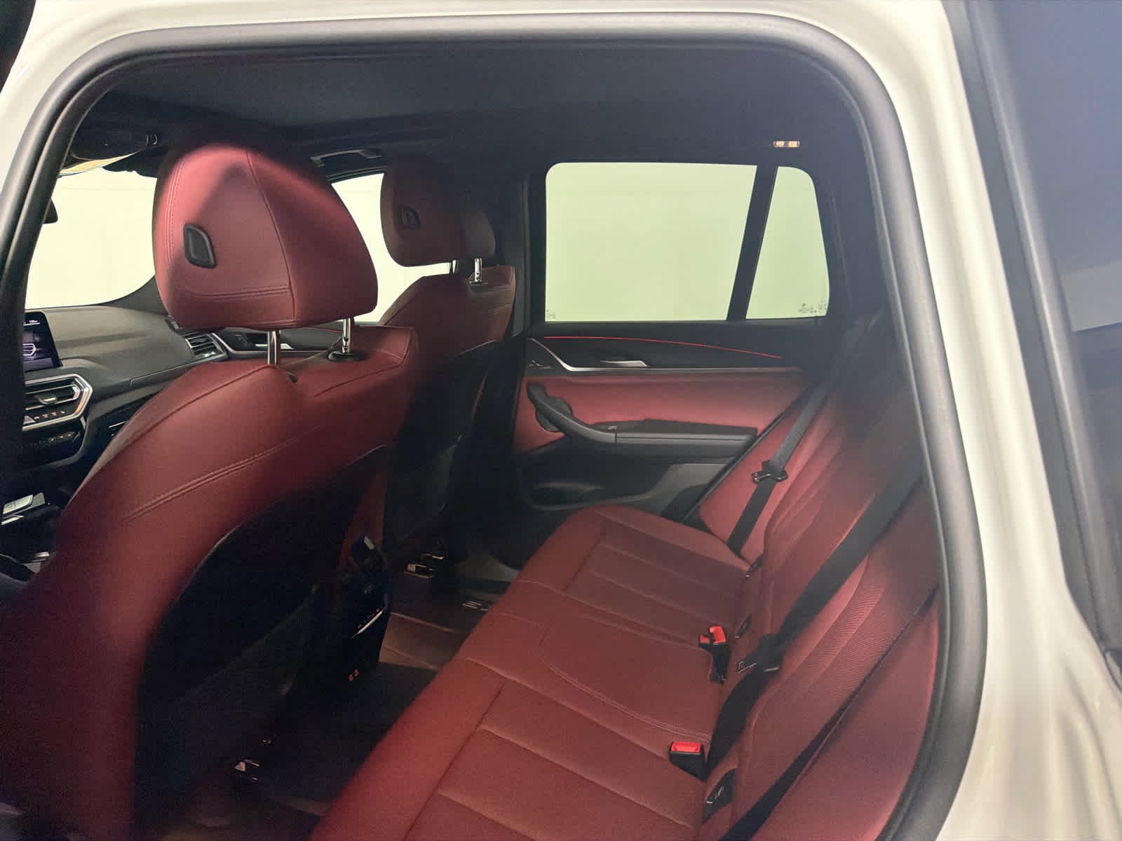 Used 2023 Alpine White BMW xDrive30i image 13
