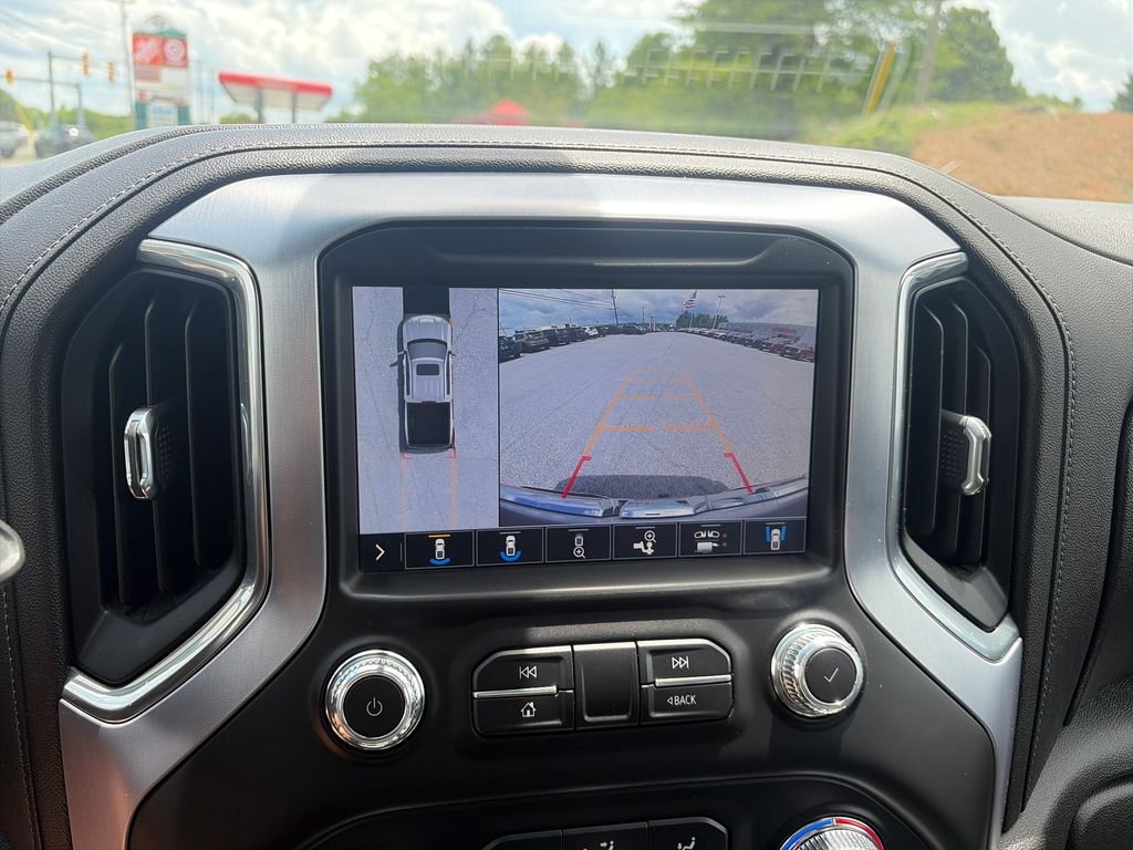 Used 2019 White GMC SLT image 21