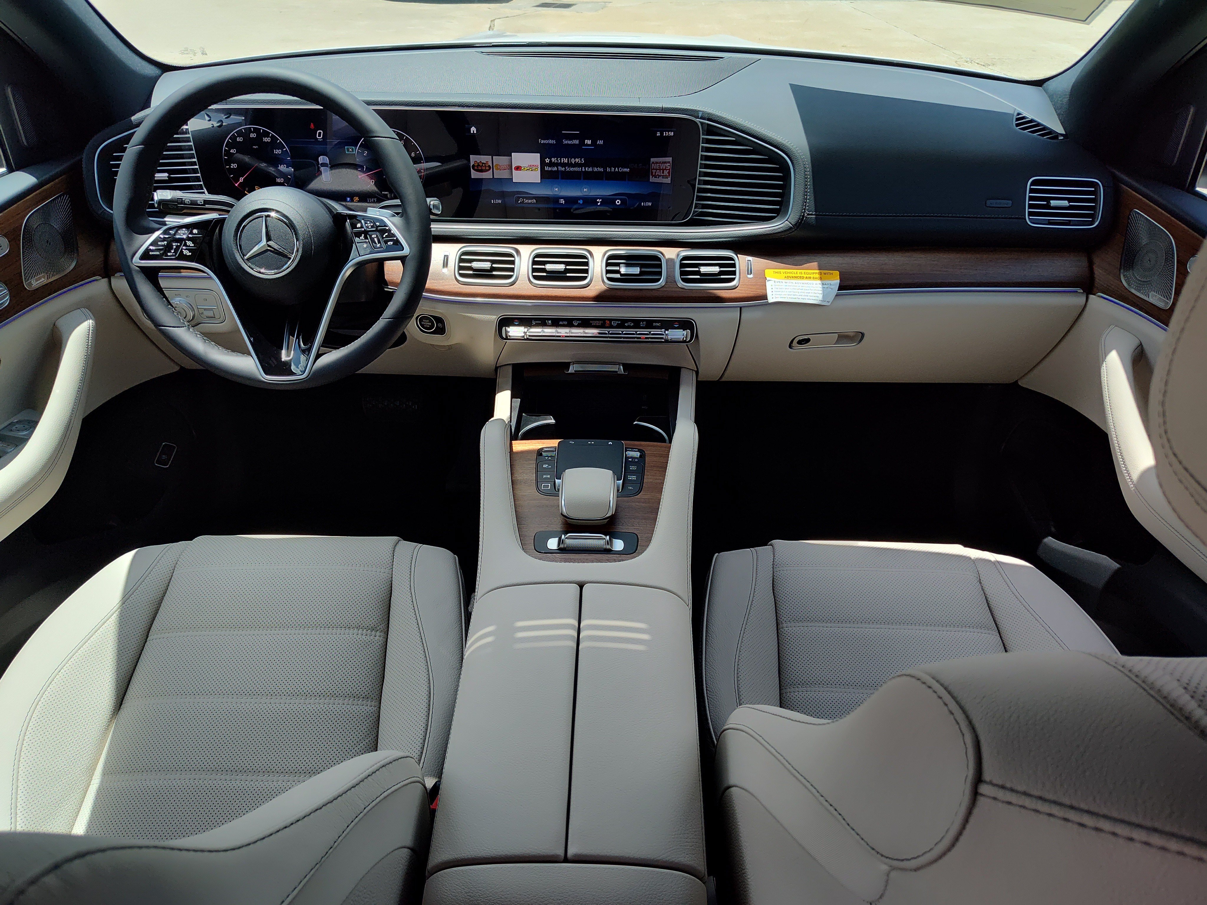 New 2026 Polar White Mercedes-Benz GLE 580 image 25
