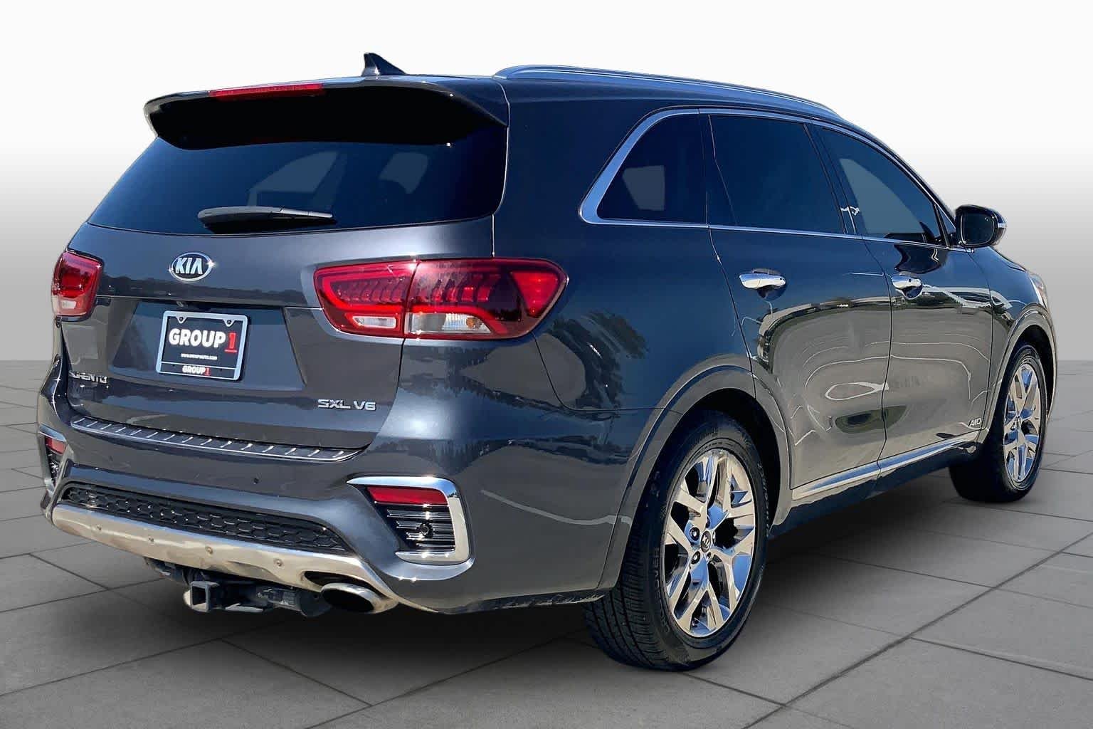 Used 2019 Platinum Graphite Kia SX Limited V6 image 13