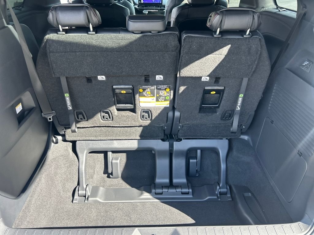 2026 Toyota Sienna XSE - Photo 25