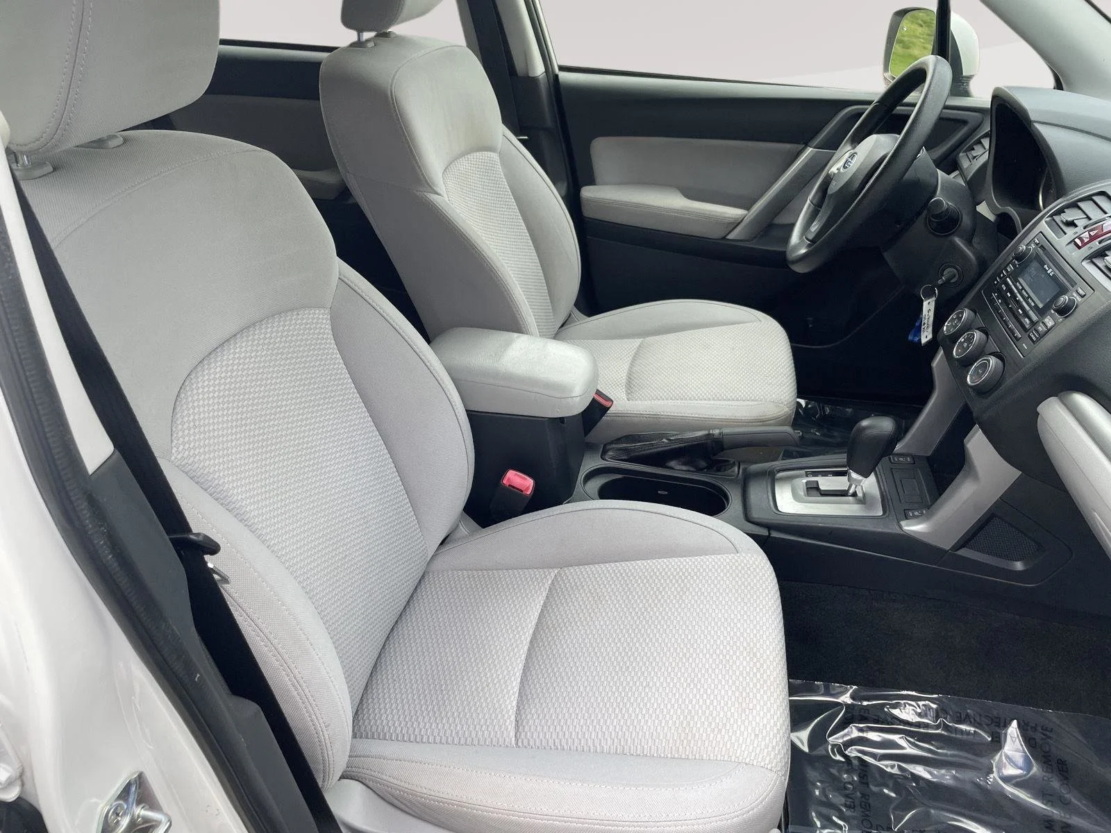 Used 2015 Satin White Pearl Subaru 2.5i Premium image 21