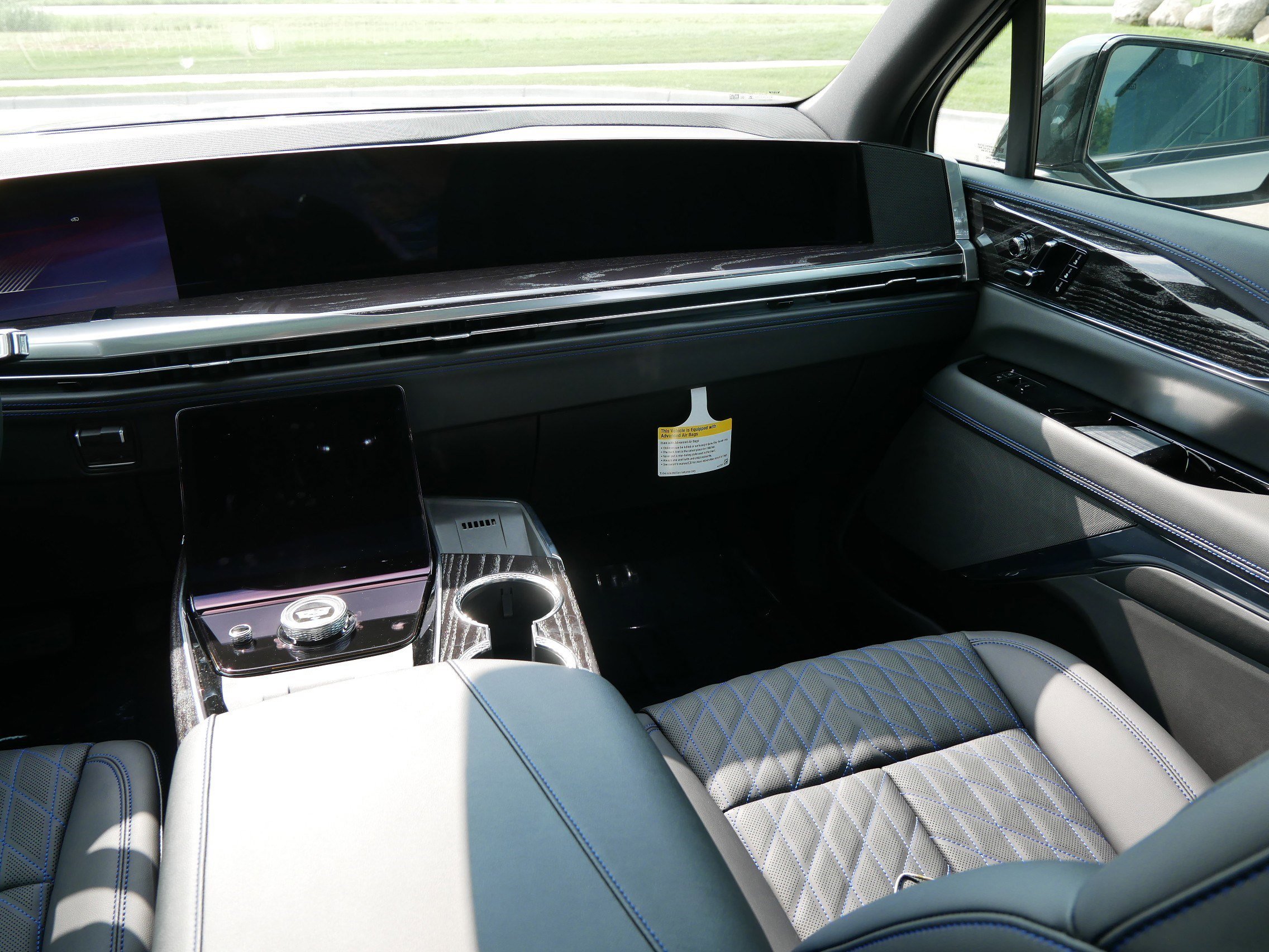 2026 Cadillac Escalade IQ Sport - Photo 9