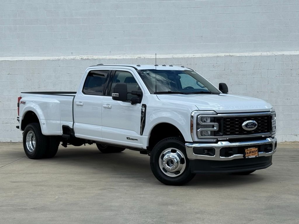 2026 Ford F-350 XLT 4x4 Crew Cab 8' Box DRW's photo