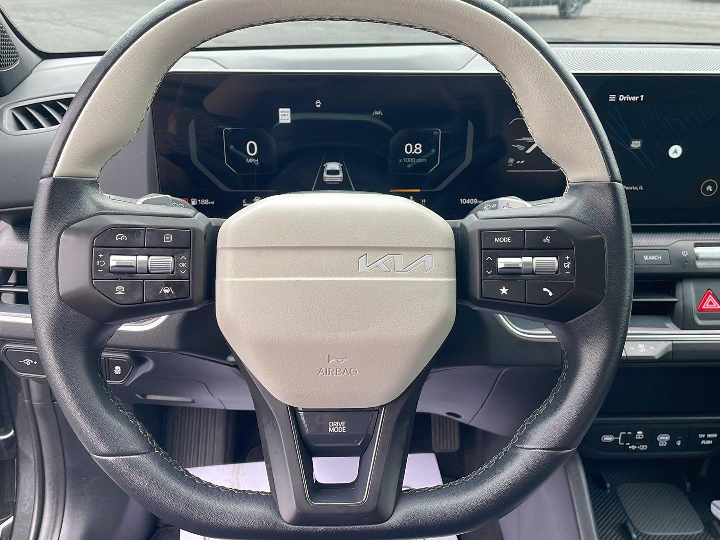 Used 2025 Gray Kia GT-Line image 14