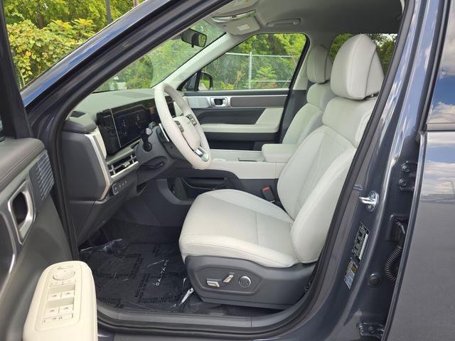 New 2027 Gray Hyundai SEL AWD image 13