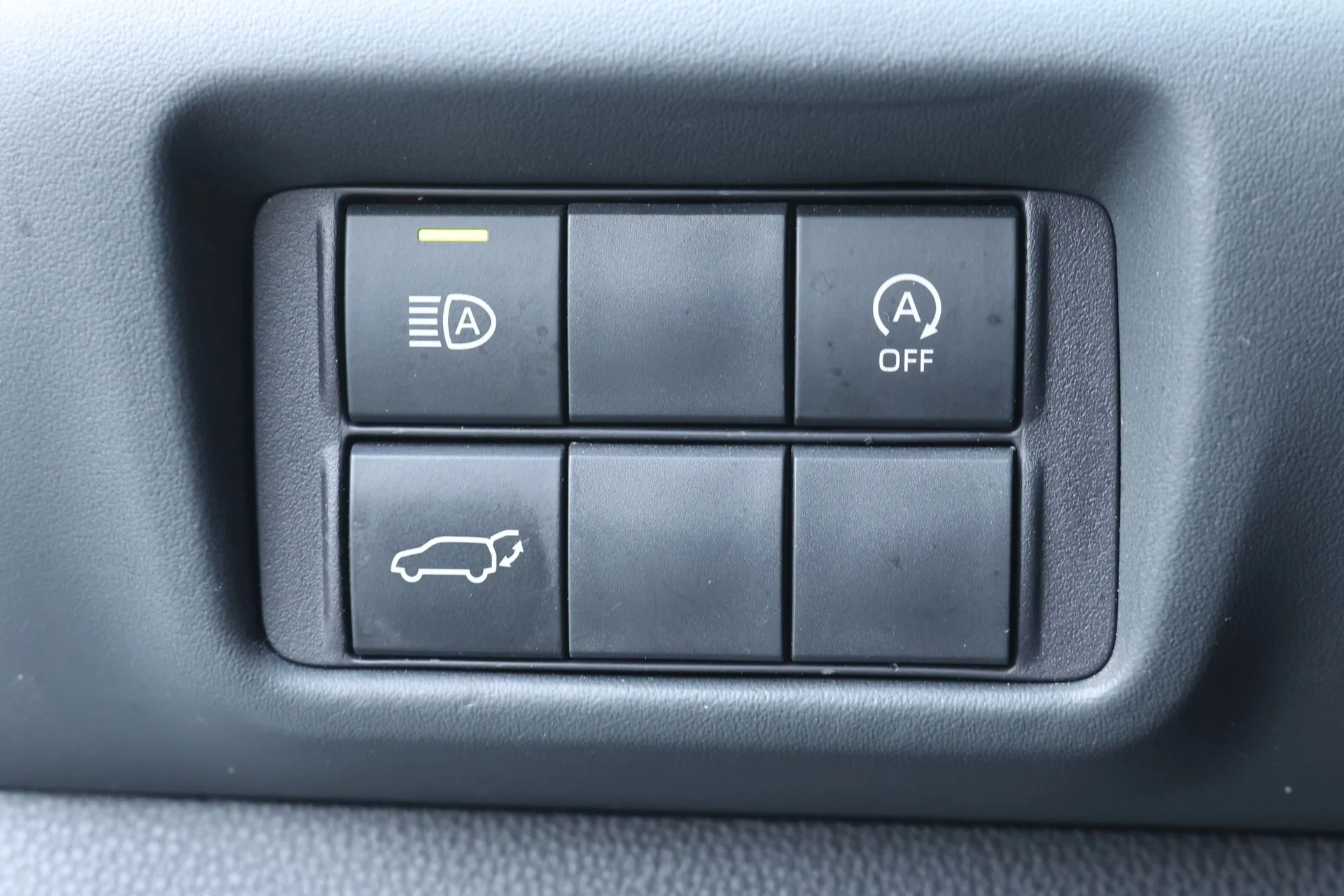 Used 2023 Beige Toyota XLE image 17