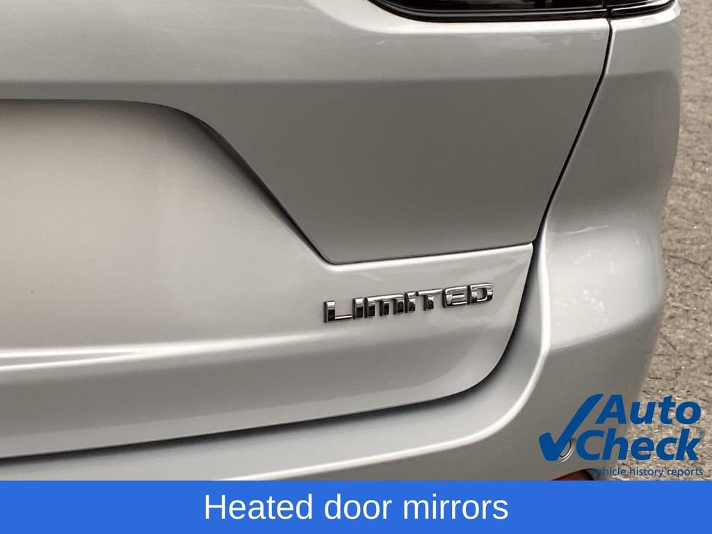 Used 2023 Silver Jeep Limited image 7