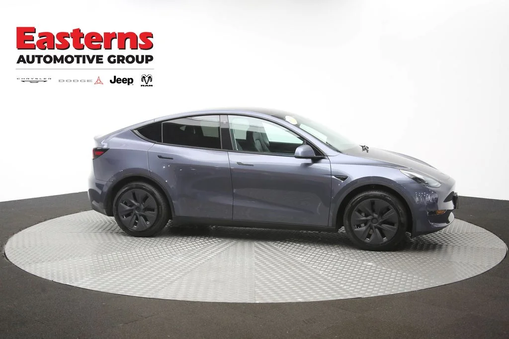 Used 2022 Gray Tesla Long Range image 39