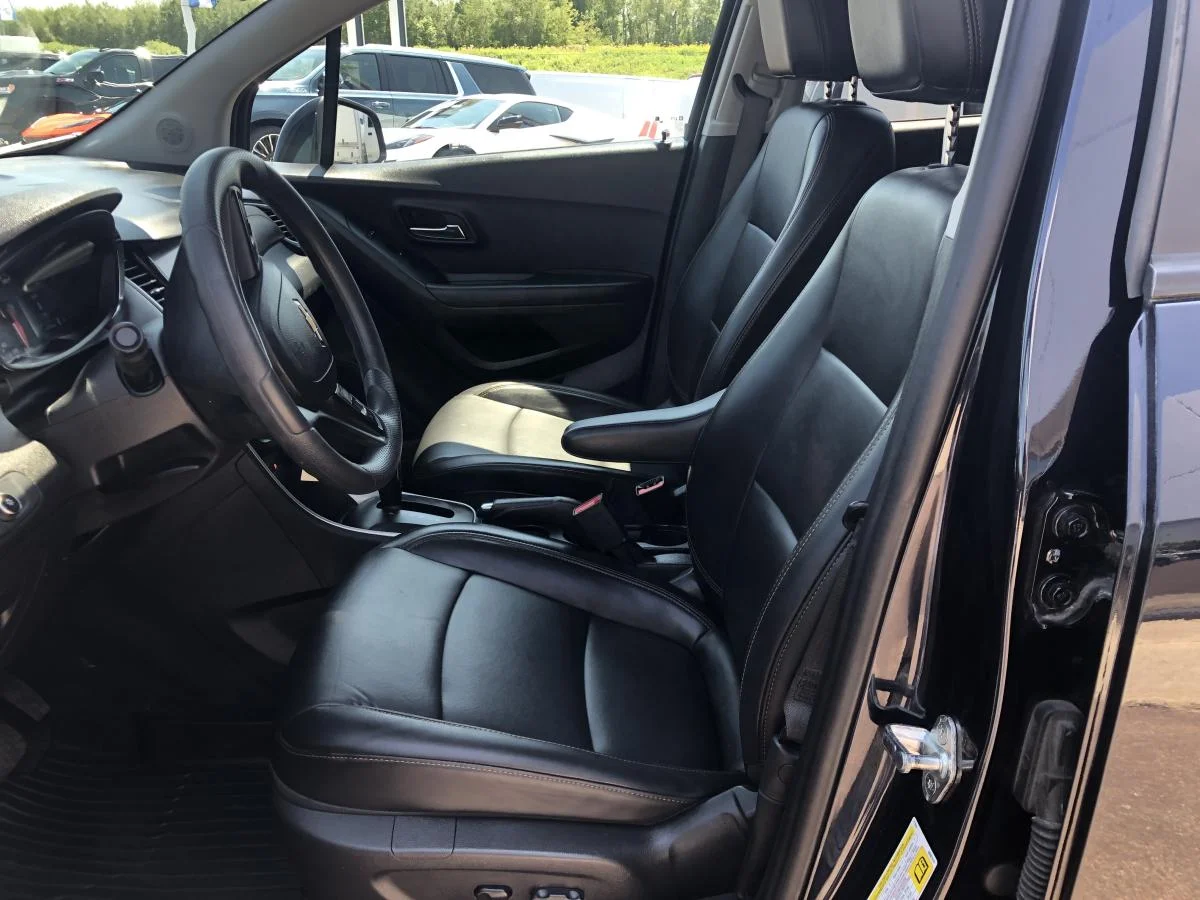 Used 2022 Blue Chevrolet Awd 4dr Lt image 12