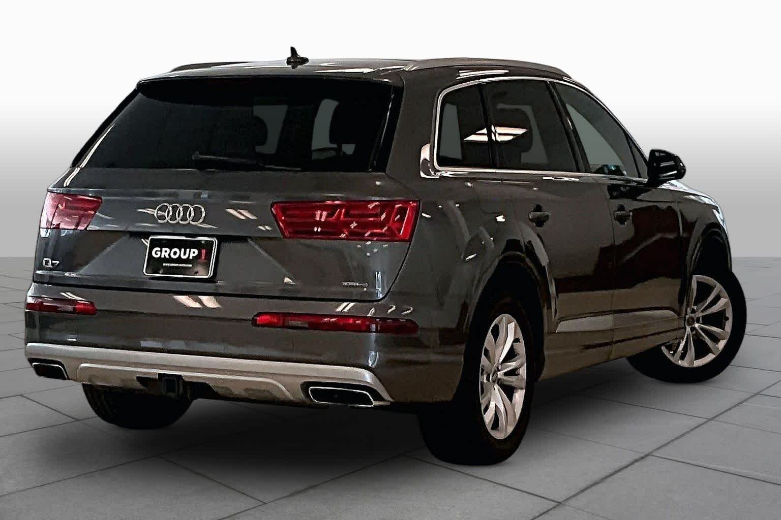 Used 2019 Samurai Gray Metallic Audi Premium image 12