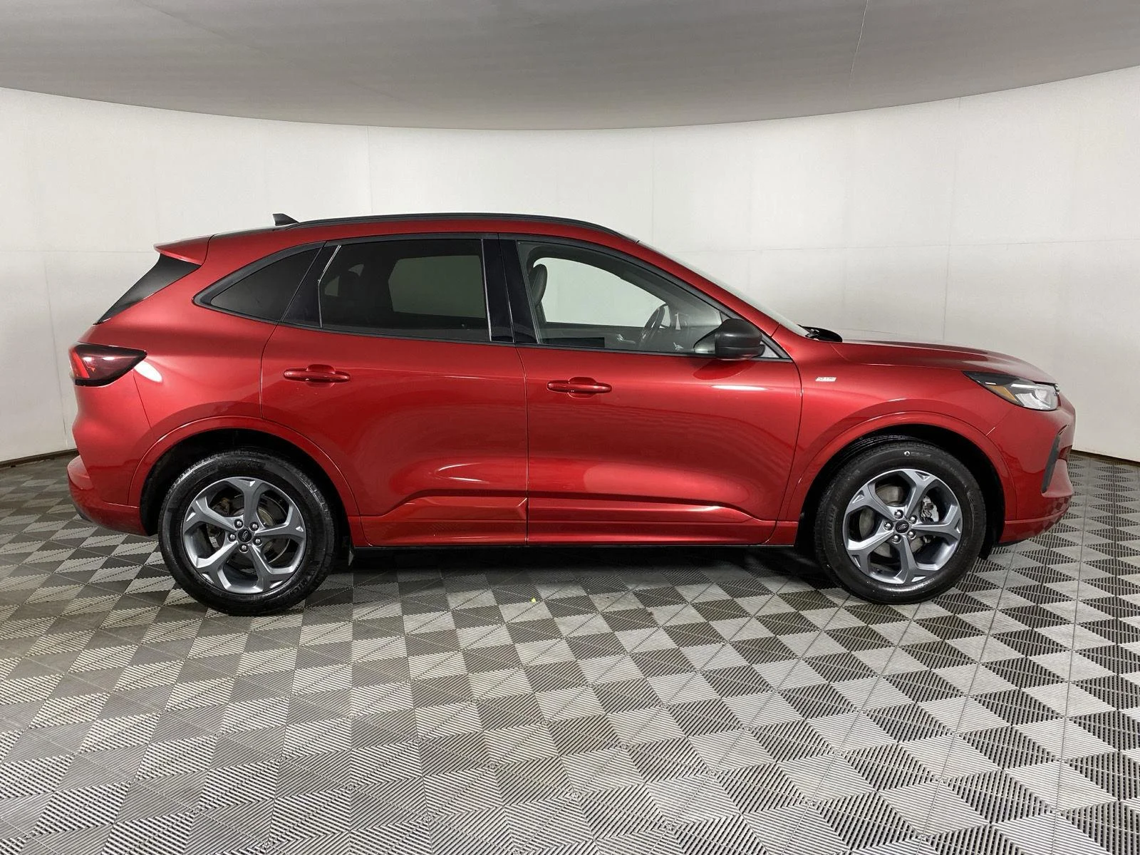 Used 2024 Rapid Red Metallic Tinted Clearcoat Ford ST-Line image 11