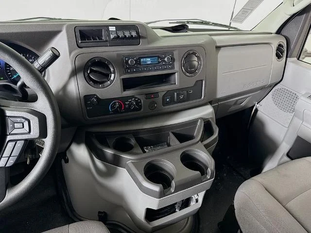 New 2026 Oxford White Ford E-350 SRW image 48