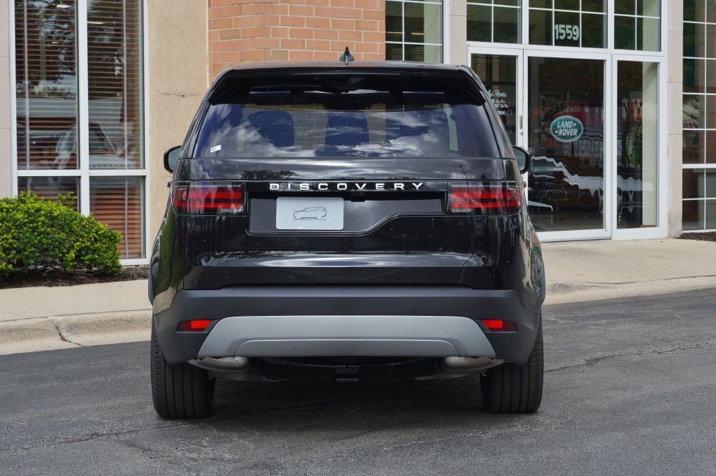 New 2026 Santorini Black Land Rover S image 5