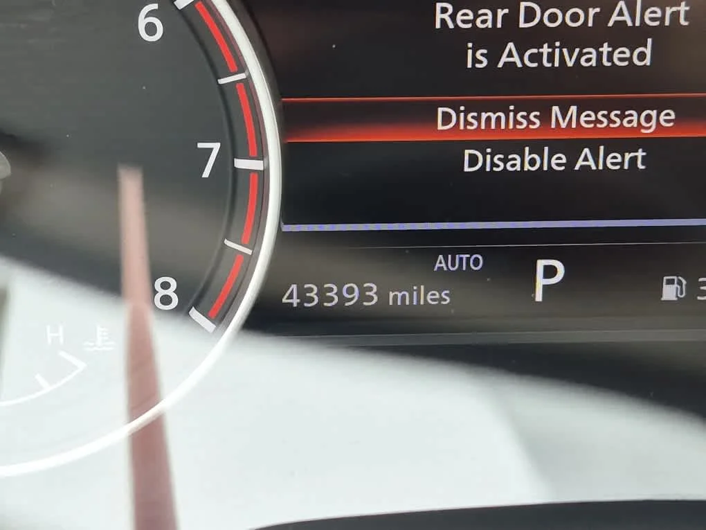 Used 2022 Caspian Blue Metallic Nissan SL image 19